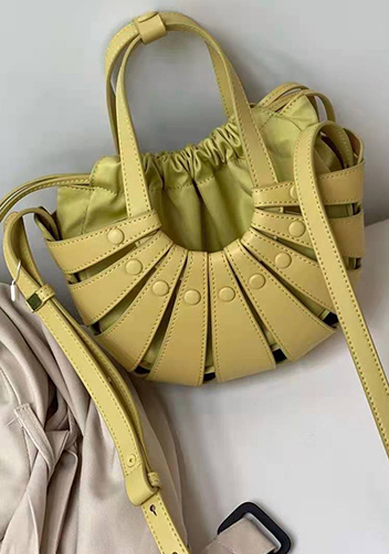 The Coquille Leather Shoulder Bag Yellow