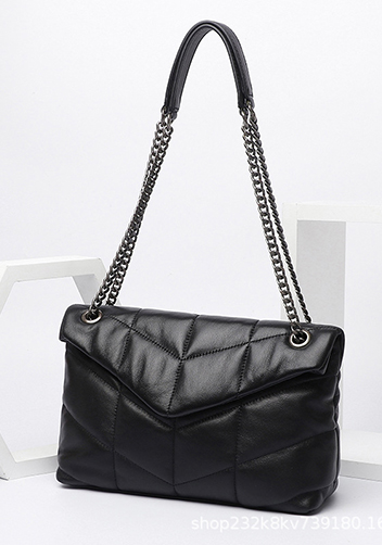 Yvonne Small Envelope Shoulder Bag Lambskin Black