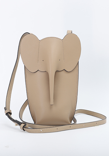 THE ELEPHANT POCKET SHOULDER LEATHER BAG BEIGE