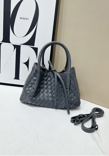 Mia Gallery Woven Vegan Leather Small Shoulder Bag Grey