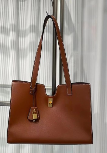 Shimanne Calfskin Shoulder Bag Tote Camel