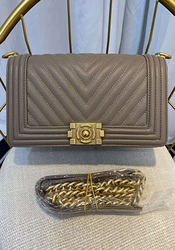 Ingrid Vegan Grain Leather Medium V Bag Grey