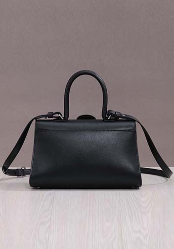 Hurricane Smooth Leather Shoulder Bag Black