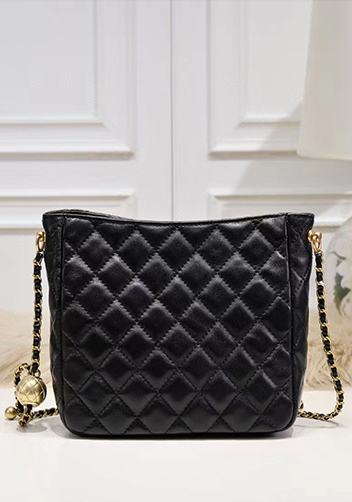 Adele Shoulder Bag With Adjusting Ball Black