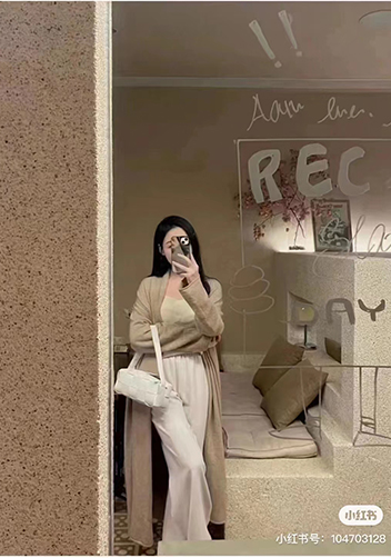 Mia Woven Smooth Leather Medium Shoulder Bag Cream